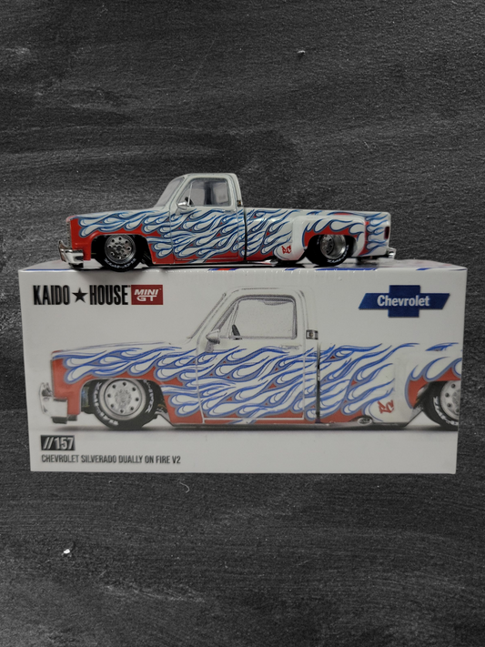 Kaido House x Mini GT 1:64 Chevrolet Silverado Dually on Fire V2 – White Flames: